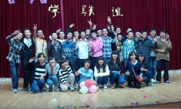 beat3652012-2013团学联谊晚会圆满成功